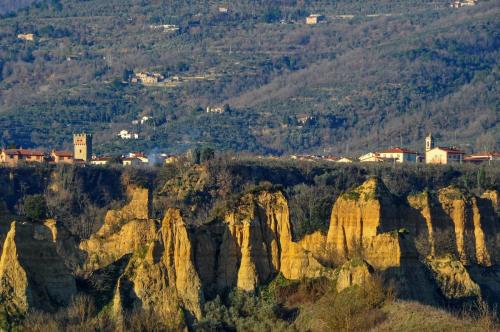 Le Balze Del Valdarno Superiore